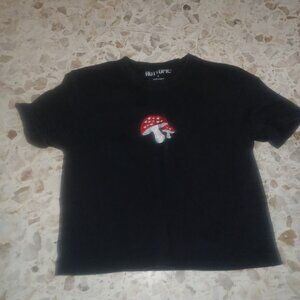 Hot Topic Women's Mid-Drift Tee Small Black Embroidered Mushroom